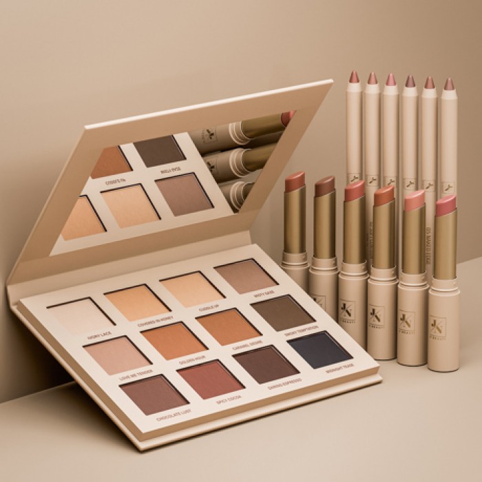 Silky Matte Lipstick - 01 Hazel Dusk 6g Silky Matte Lipstick - 01 Hazel Dusk 6g
